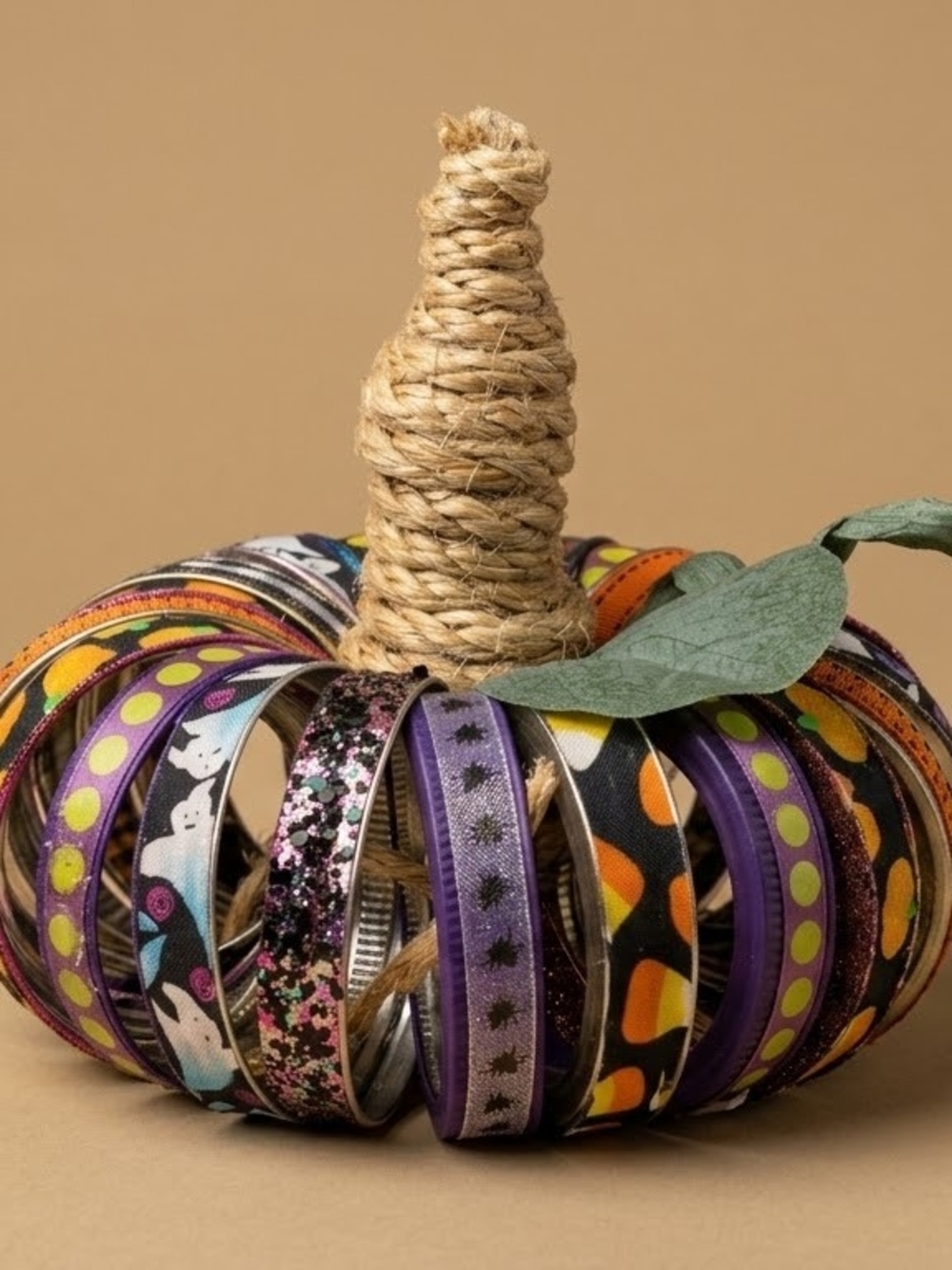 Handmade Halloween Mason Jar Lid Pumpkin Decor